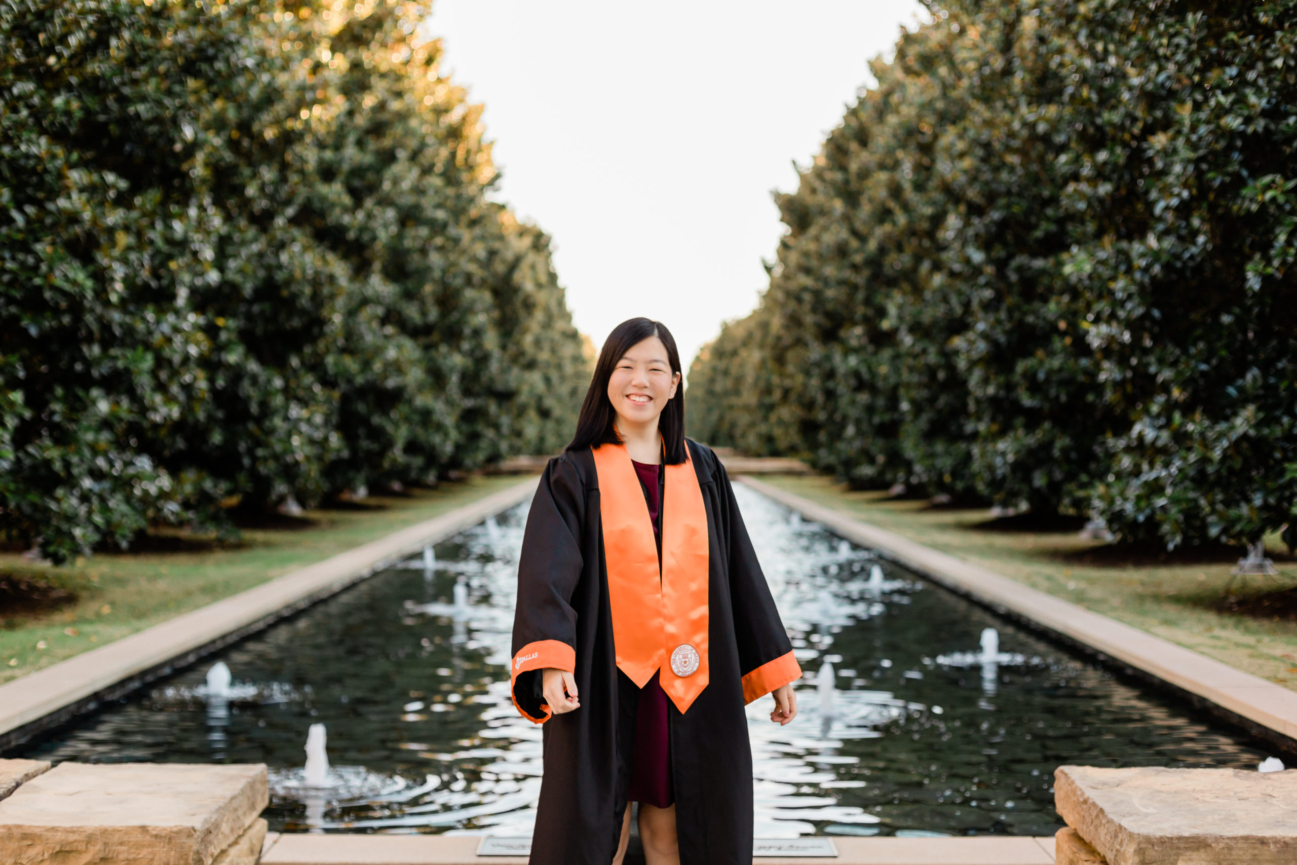 UTD fountain senior graduation photo